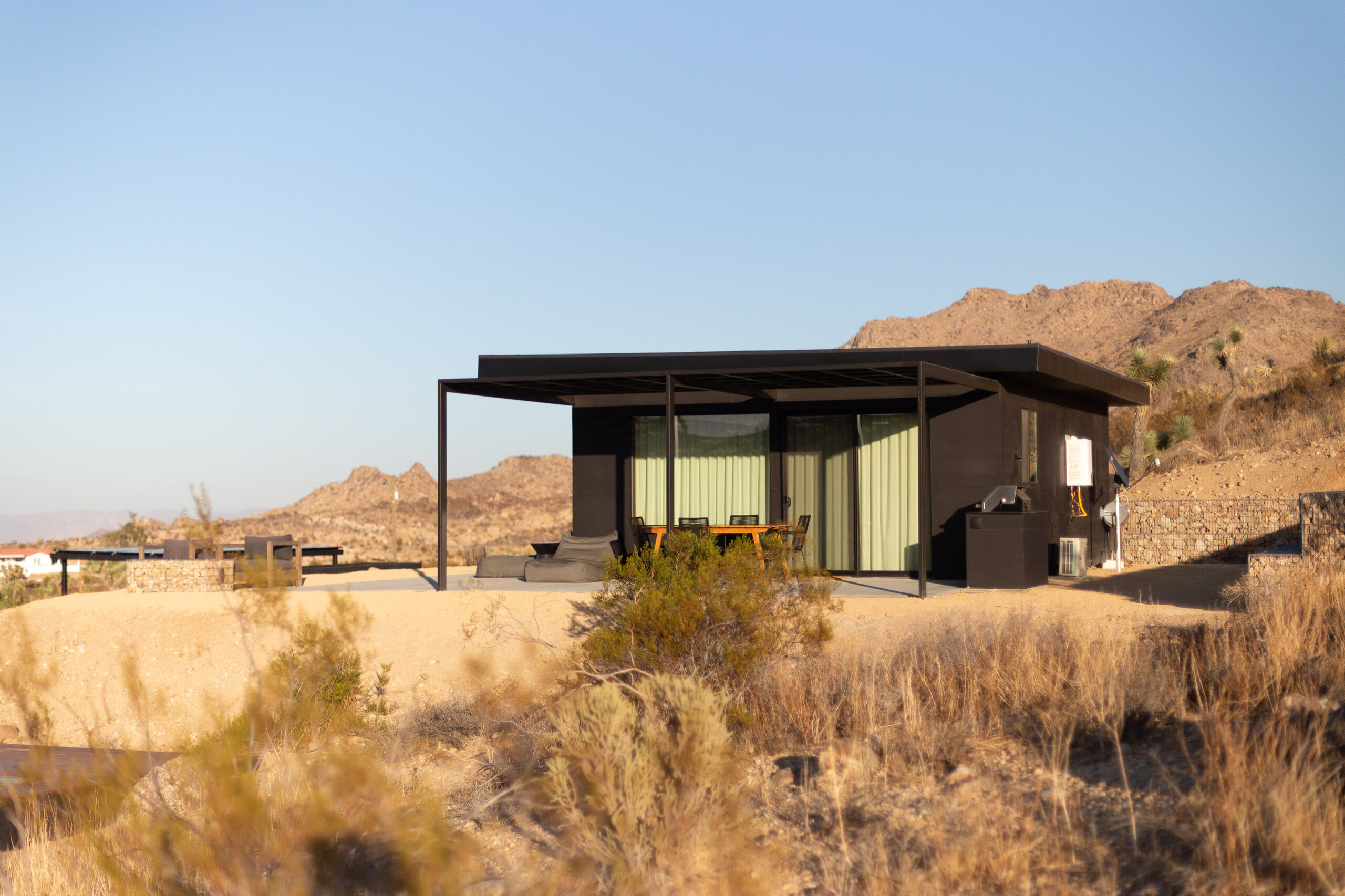 Pause House PM exterior by day